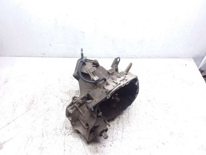 Renault Clio II (2001 - 2005)  7701723254 Механическая коробка передач, 5 передач