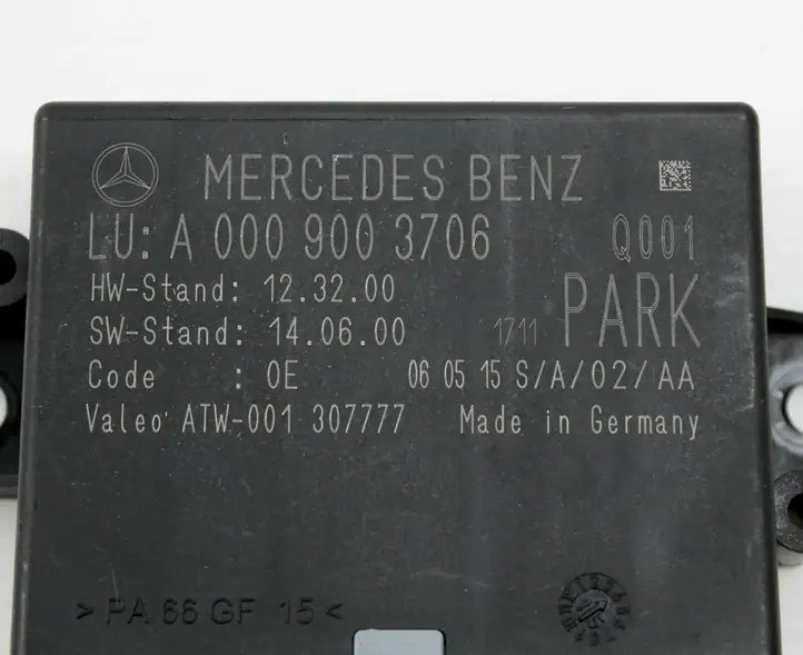 Mercedes-Benz E W212 (2009 - 2016) A0009003706 Блок управления парктрониками — фото 2