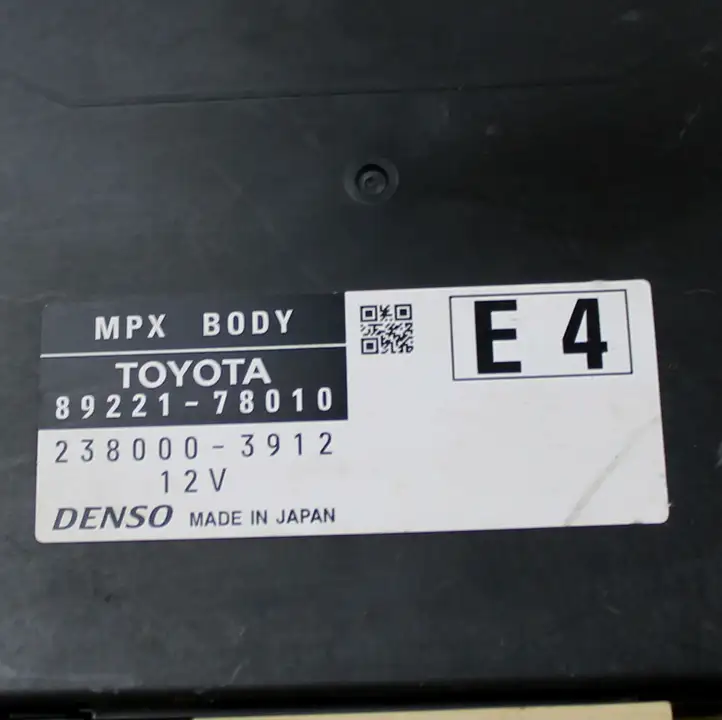 Lexus NX (2014 - 2017) 8273078020 Модуль управления кузовом (BCM) — фото 2