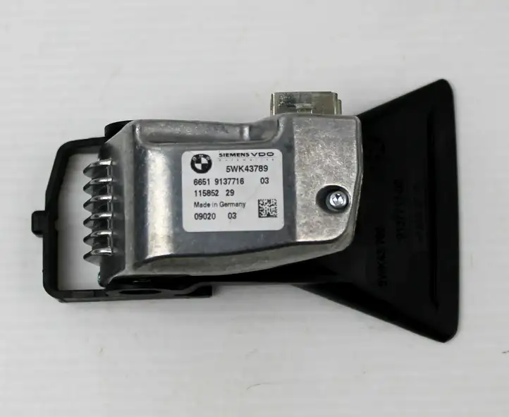 BMW 5 E60 E61 (2004 - 2010) 9137716 Камера в лобовом стекле — фото 1