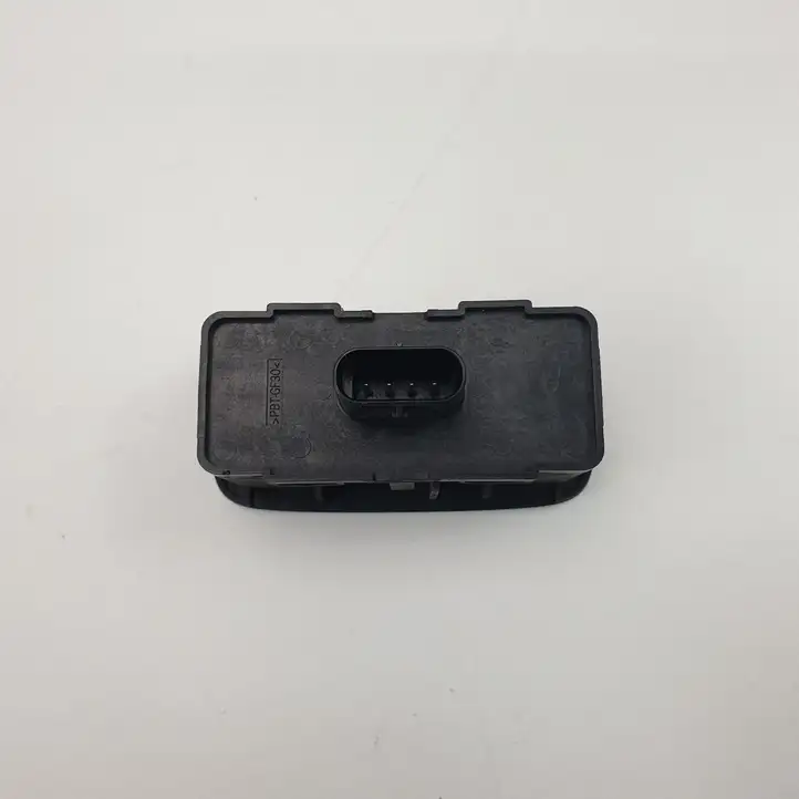 Volvo XC90 (2014 - 2019) 31674801 Кнопка закрытия багажника — фото 4