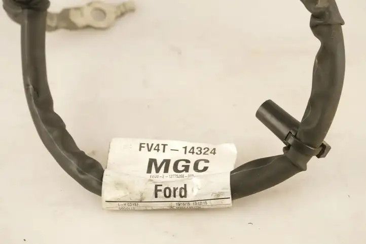Ford Kuga II (2013 - 2019) FV4T14324MGC Проводка тормозной системы — фото 3