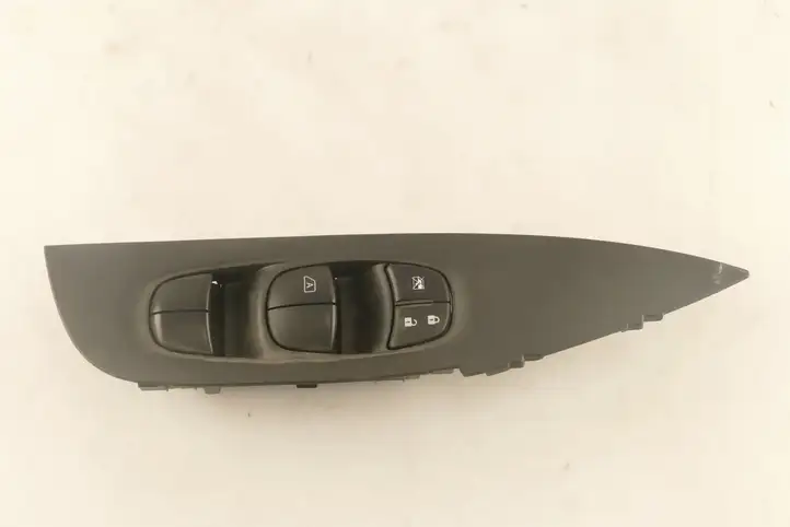 Nissan X-Trail T32 (2014 - 2021) 809614CE2A Блок кнопок стеклоподъемников — фото 2