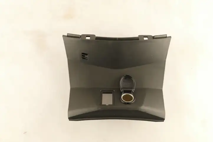 Nissan X-Trail T32 (2014 - 2021) 681044CC0A Декоративная планка — фото 1