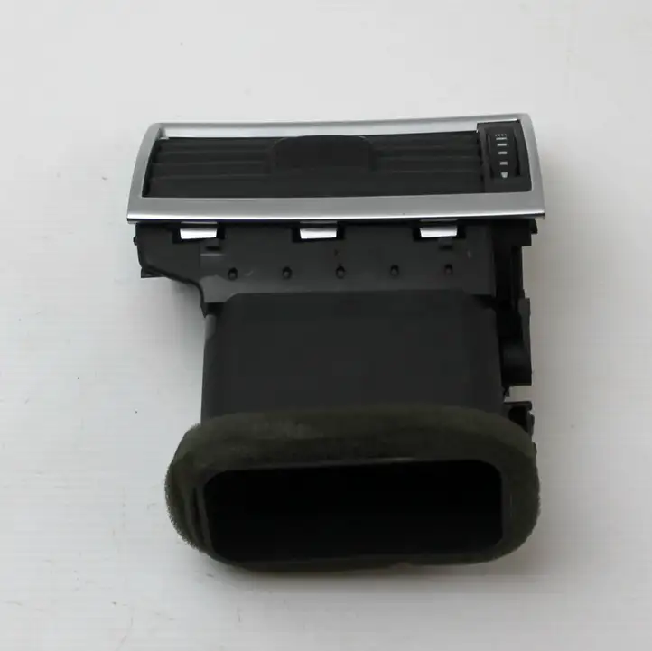 Audi A8 S8 D3 4E (2007 - 2010) 4E0820902 Боковой воздушный дефлектор — фото 3