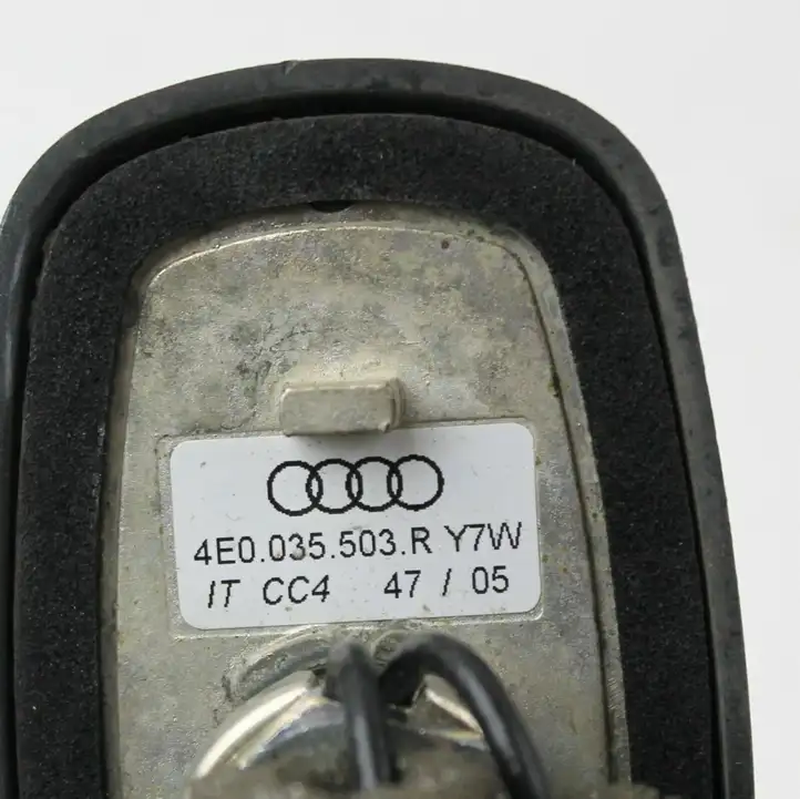 Audi A8 S8 D3 4E (2007 - 2010) 4E0035503R GPS антенна — фото 7