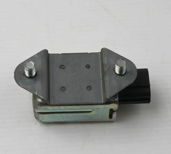 Toyota Prius (XW20) (2003 - 2009) 8986047040 Датчик удара SRS — фото 4