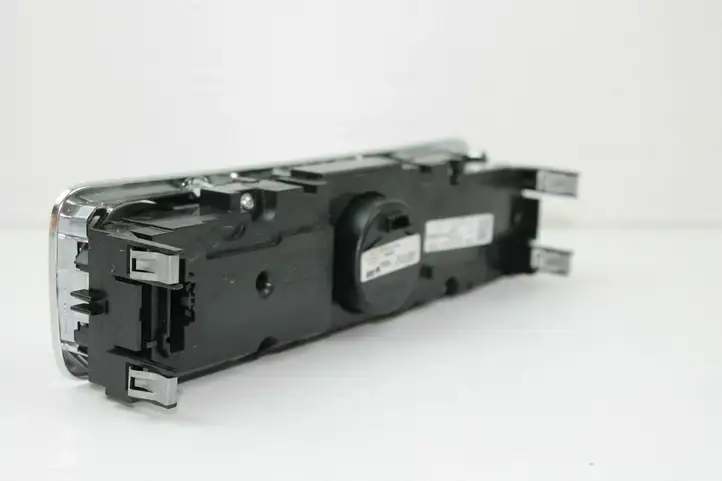 Land Rover Evoque I (2011 - 2015) CH32-18C858-AB Другие включатели / ручки/ переключатели — фото 8