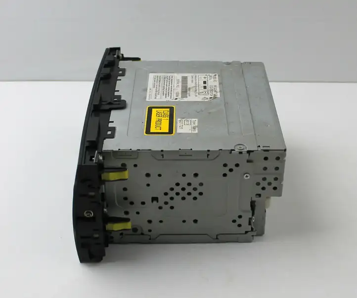 Toyota Prius (XW20) (2003 - 2009) 8612047120 Магнитола / мультимедийная система — фото 8