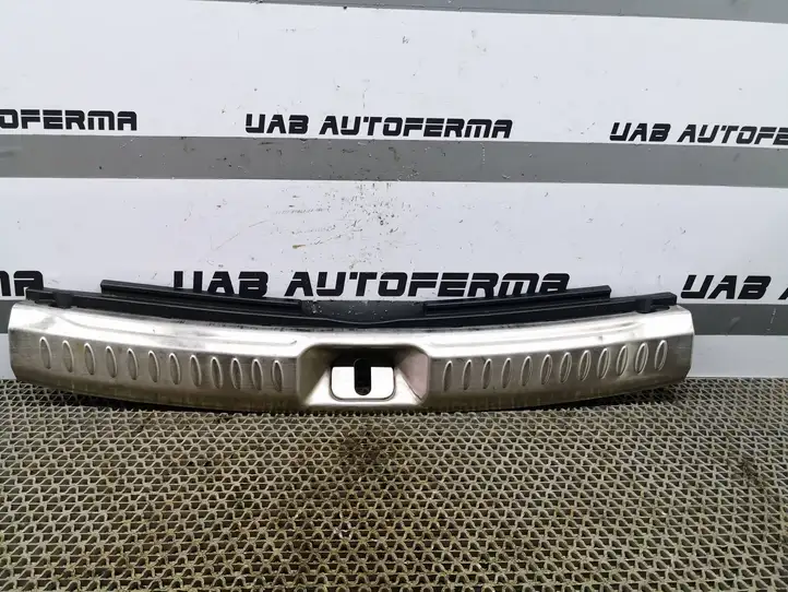 Hyundai i40 (2015 - ) 857703Z000 Отделка порога багажника — фото 1