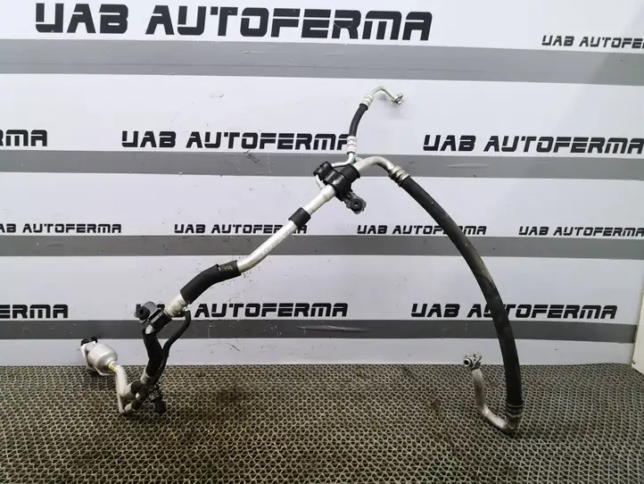 Hyundai i40 (2015 - ) T416230790 Трубки и шланги кондиционера — фото 1