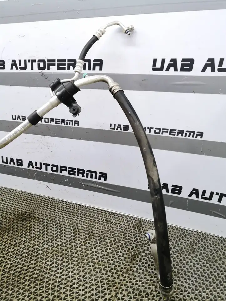 Hyundai i40 (2015 - ) T416230790 Трубки и шланги кондиционера — фото 4