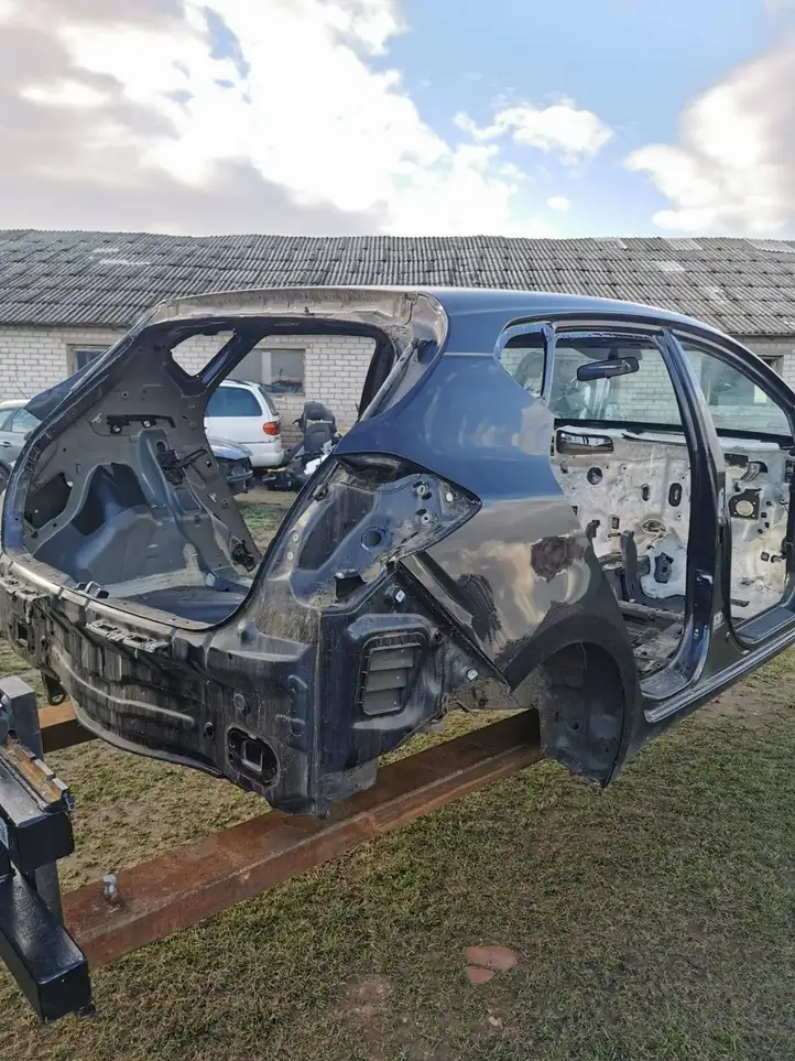 Kia Ceed (2010 - 2012) Кузов — фото 7