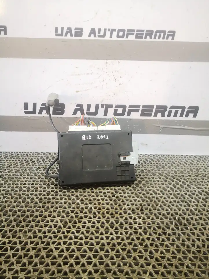 (2012 - 2016) 954001W630 Модуль комфорта — фото 1
