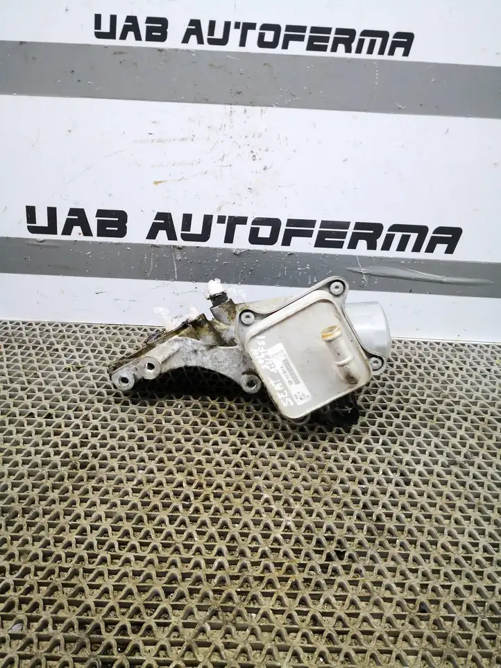 Seat Ibiza IV (6J,6P) (2008 - 2017) 03F117021A Кронштейн масляного фильтра — фото 5