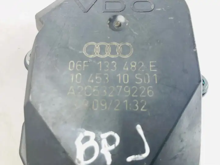 Audi A4 S4 B8 8K (2007 - 2011) 06F133482E Дроссельная заслонка — фото 4