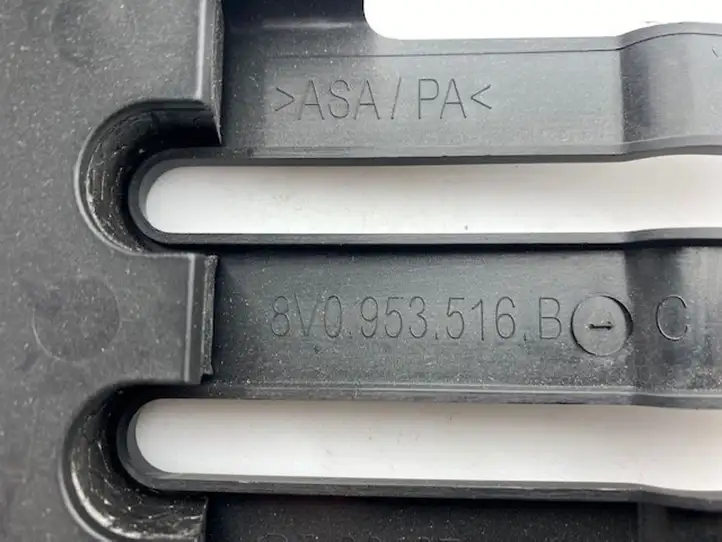 Audi A3/S3 8V (2012 - 2016) 8V0953516B Обшивка рулевой колонки — фото 4