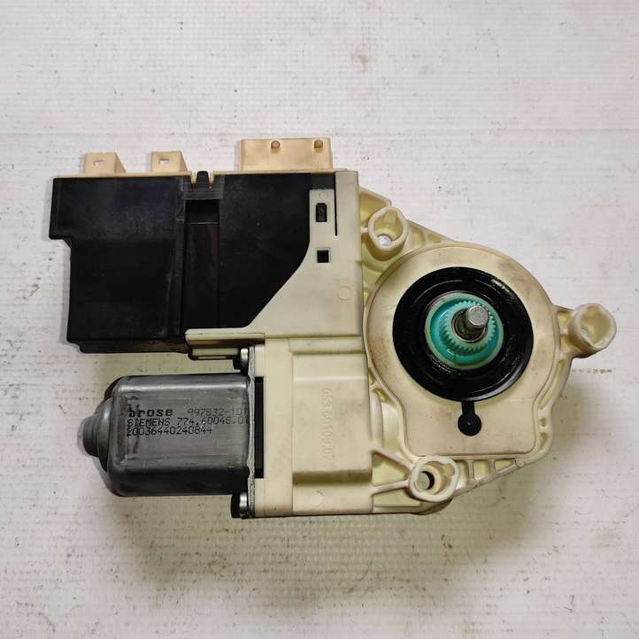Peugeot 307 (2005 - 2008)  7746004801 Двигатель привода люка-крыши
