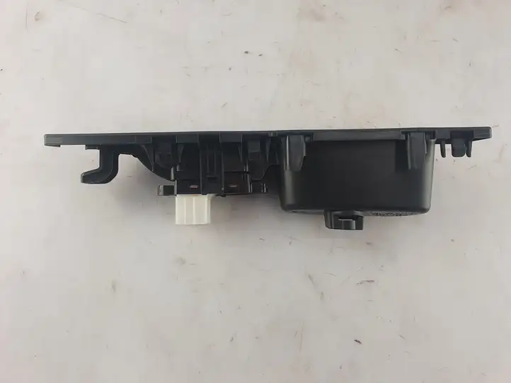 Nissan X-Trail T32 (2014 - 2021) 829614CE0A Блок кнопок стеклоподъемников — фото 2