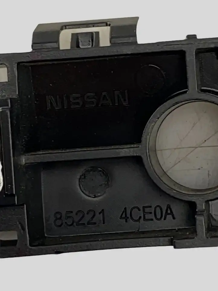 Nissan X-Trail T32 (2014 - 2021) 852214CE0A Кронштейн угловой части бампера — фото 4