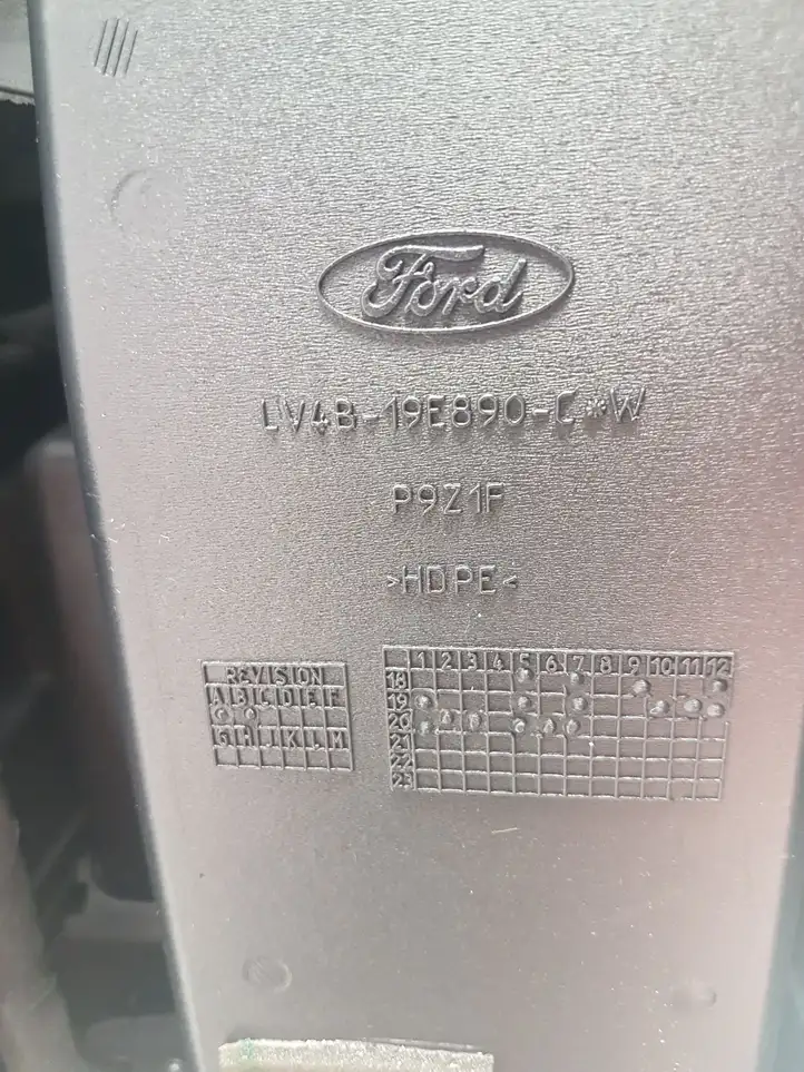 Ford Kuga III (2020 - ) LV4B19E890CW Центральная консоль — фото 4
