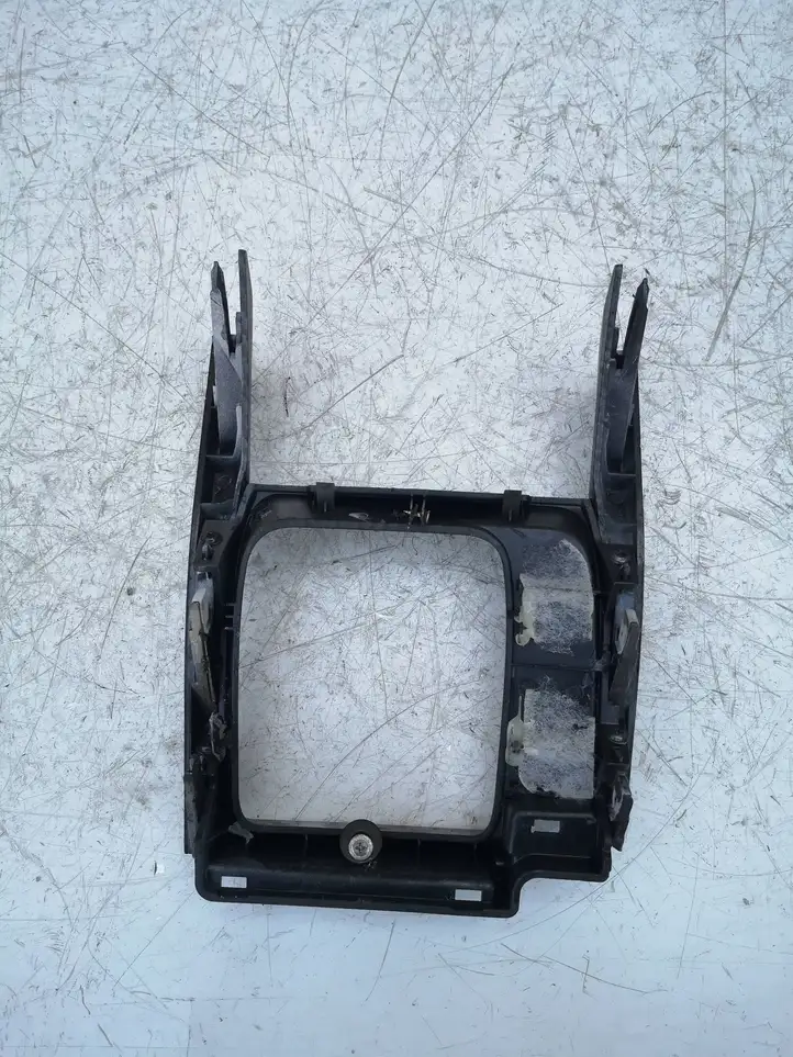 Lexus IS 220D-250-350 (2005 - 2010) 5880453030 Рамка рычага КПП — фото 3