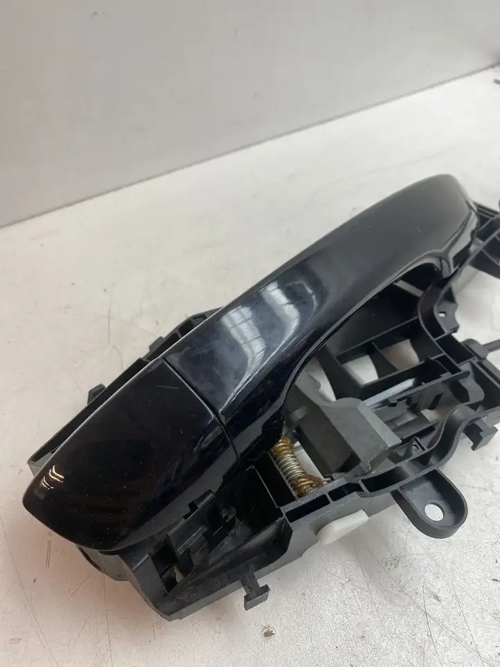 Volkswagen PASSAT B7 (2011 - 2014) 510837812E Наружная ручка двери — фото 2