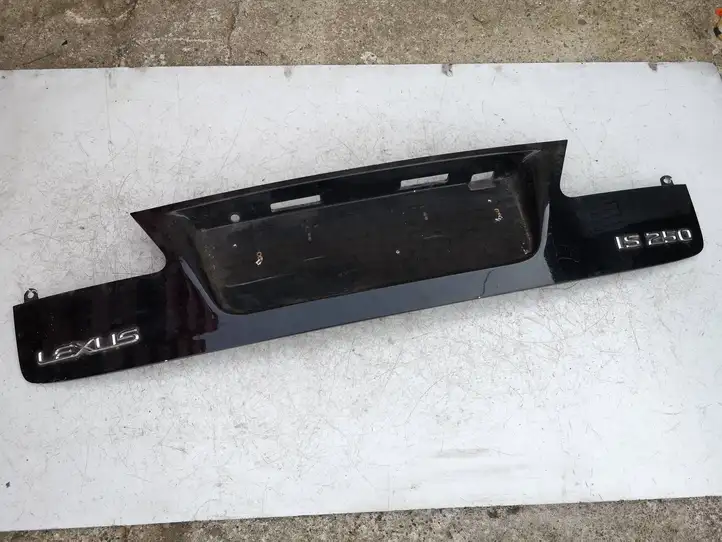 Lexus IS 220D-250-350 (2005 - 2010) 7680153030 Подсветка номера — фото 1