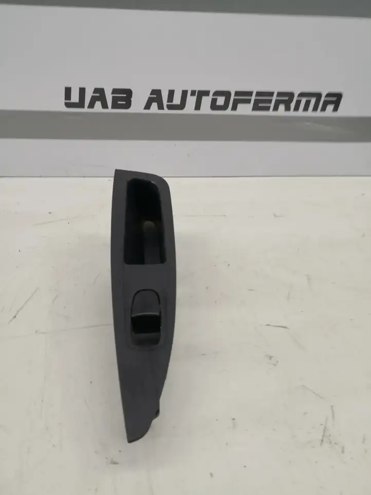 Nissan Qashqai (2013 - 2017) 829604EA0AX Блок кнопок стеклоподъемников — фото 1