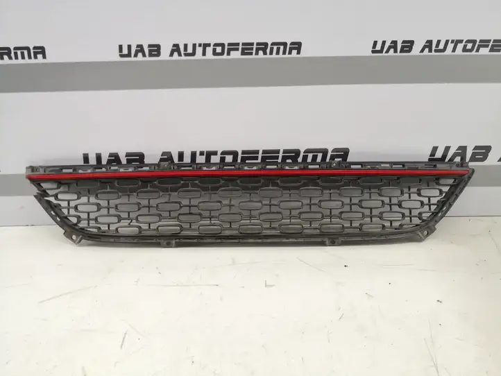 Kia Picanto (2011 - 2015) 865621YBD0 Нижняя решетка переднего бампера — фото 1