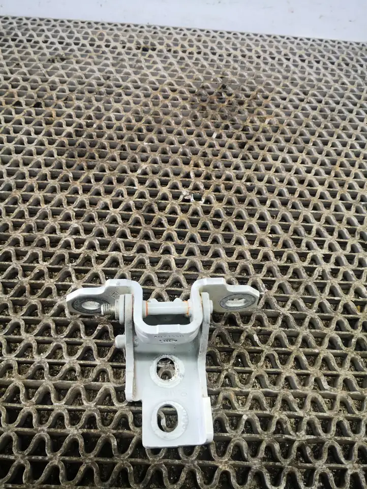 Renault Captur (2013 - 2020) 804000016RF Верхняя петля передней двери — фото 6