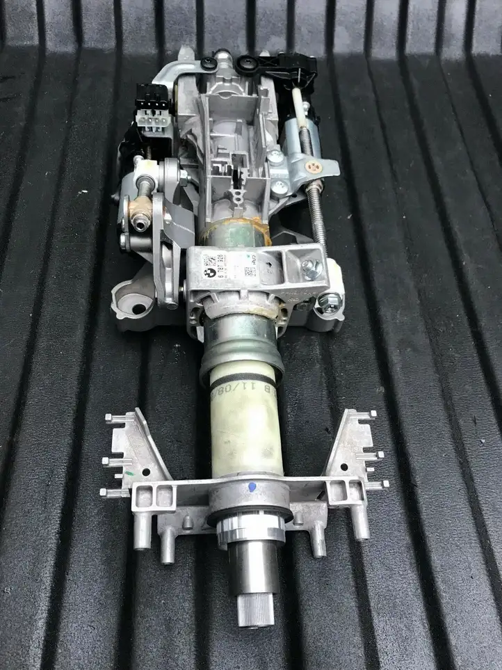 BMW 7 F01 (2008 - 2016) 6787926 Комплект оси рулевого колеса — фото 1