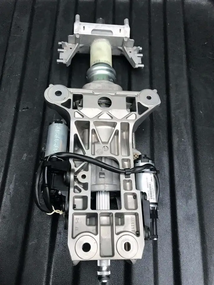 BMW 7 F01 (2008 - 2016) 6787926 Комплект оси рулевого колеса — фото 5