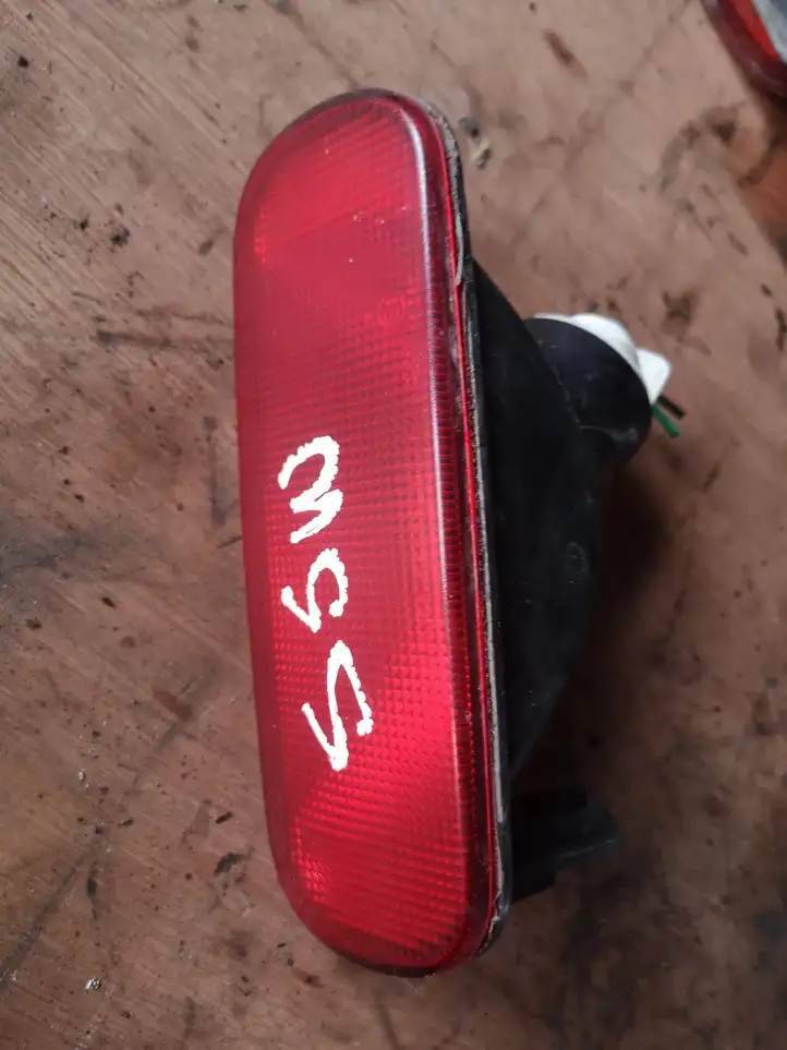 Suzuki Swift (2004 - 2010) 3657062J0 Задняя противотуманная фара — фото 1