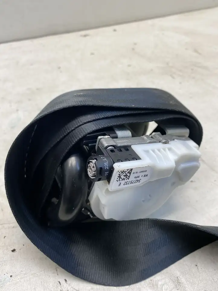 Audi A3/S3 8Y (2020 - ) 8Y0857705 Передний ремень безопасности — фото 4