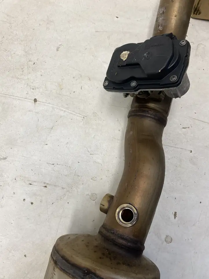 Audi A3/S3 8Y (2020 - ) 05L131701F Катализатор / DPF / FAP — фото 3