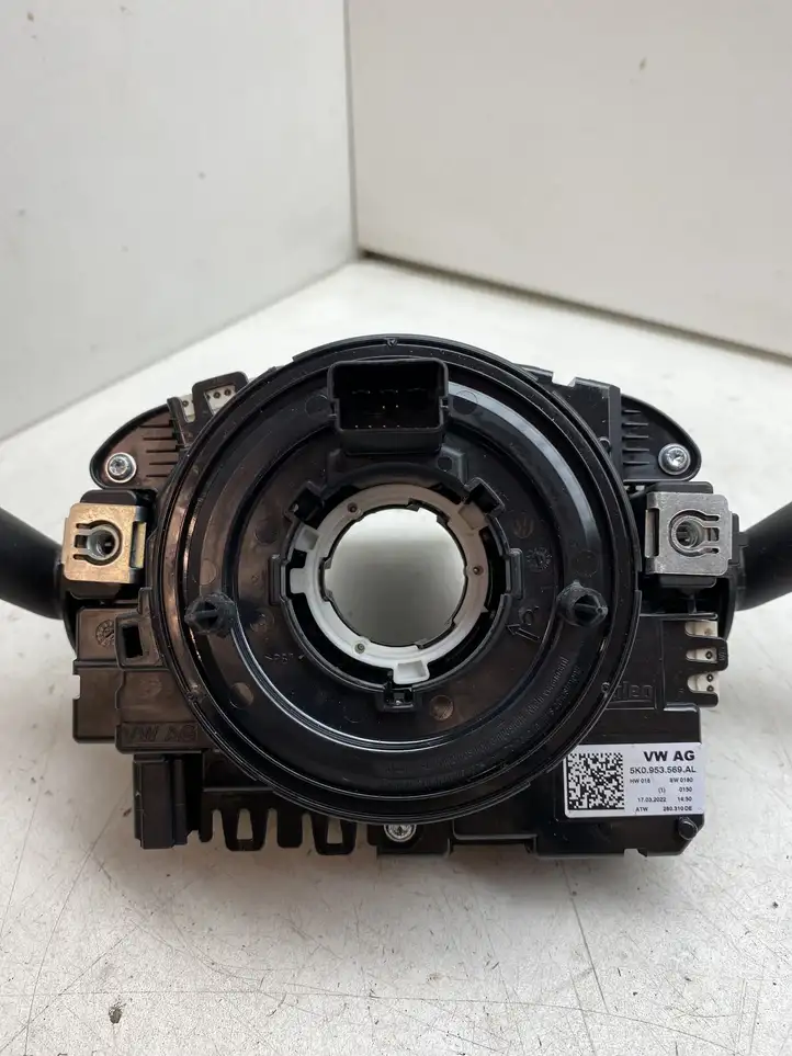 Volkswagen Touran II (2010 - 2016) 5K0953569AL Контактное кольцо SRS — фото 2