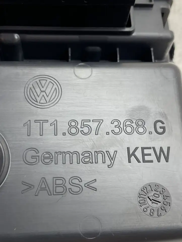 Volkswagen Touran II (2010 - 2016) 5N1927132AH Другие включатели / ручки/ переключатели — фото 3