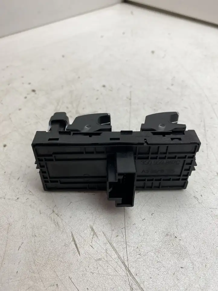 Volkswagen Touran III (2016 - ) 3G0959857C Блок кнопок стеклоподъемников — фото 2