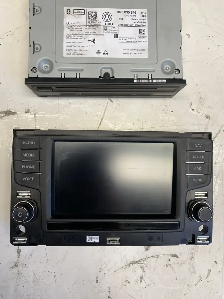 Volkswagen PASSAT B7 (2011 - 2014) 3Q0035846 Контроллер мультимедийной системы — фото 2