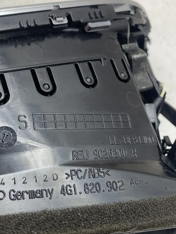 Audi A6 C7 (2011 - 2014) 4G1820902 Боковой воздушный дефлектор — фото 4