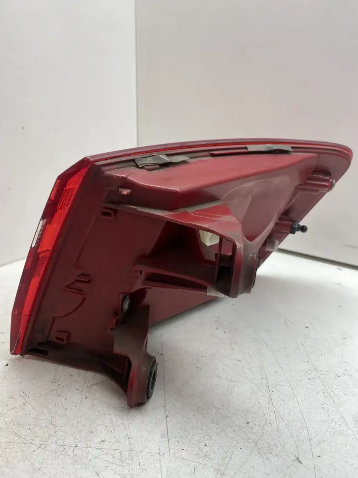 Audi A6 C7 (2011 - 2014) 4G9945095B Задний фонарь в кузове — фото 3