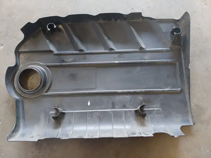Opel Vectra C (2005 - 2009) 55556364 Крышка двигателя декоративная — фото 2