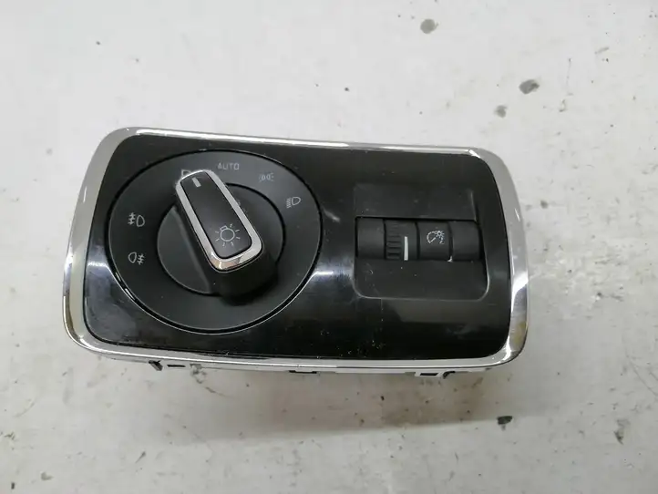 Skoda Superb B6 (3T) (2008 - 2015) 3T0941431B Включатель фонарей — фото 2