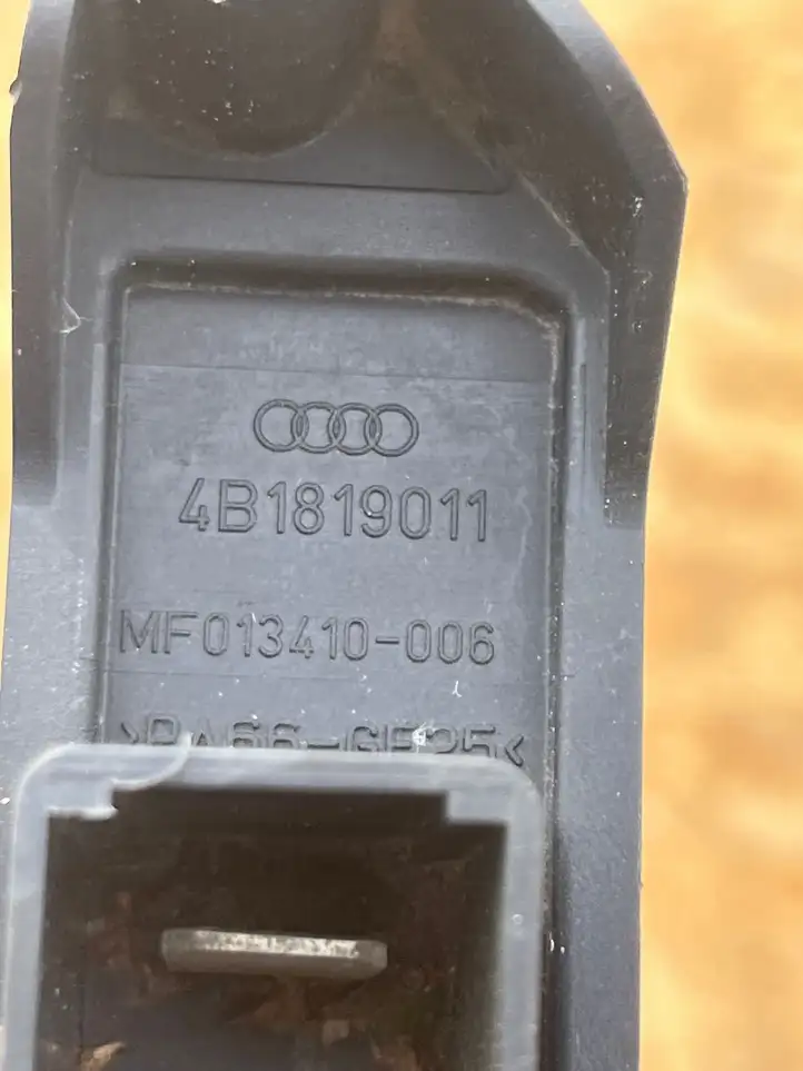 Audi A6 S6 C5 4B (2001 - 2004) 4B1819011 Электрический отопитель салона — фото 3