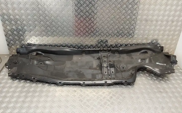 Toyota Prius+ (ZVW40) (2011 - 2018) Жабо стеклоочистителей — фото 1