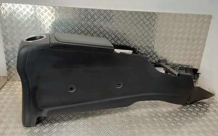 Toyota Prius+ (ZVW40) (2011 - 2018) 5881047030 Центральная консоль — фото 1