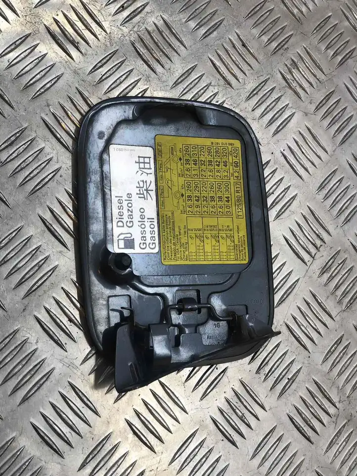 Audi A6 S6 C5 4B (2001 - 2004) 1H0010002C Крышка топливного бака — фото 2