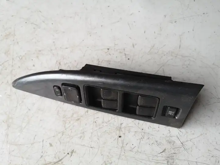 Mazda 6 (2005 - 2007) GP9A65350 Кнопка стеклоподъемников — фото 1