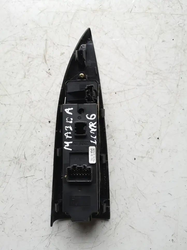 Mazda 6 (2005 - 2007) GP9A65350 Кнопка стеклоподъемников — фото 3